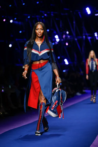 Look 13